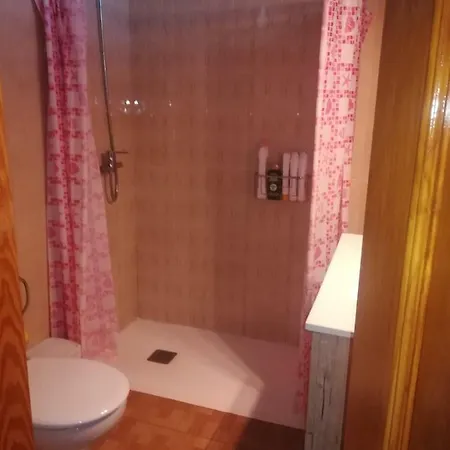 Casa Cueva Y Casita Rural El Perucho 펜션 *